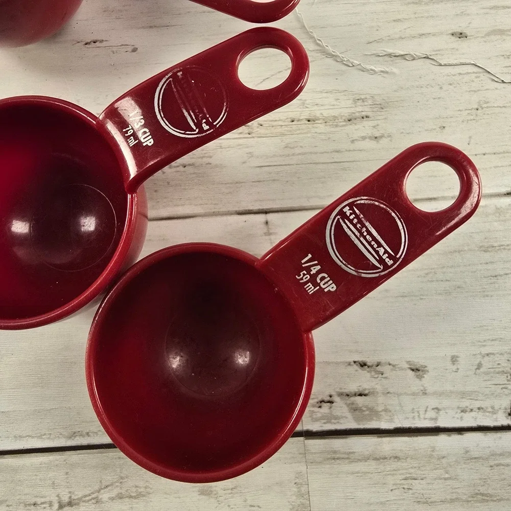 KitchenAid Measuring Cups Set of 4 Empire Red Plastic Baking Tools 1 1/2 1/3 1/4